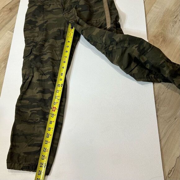 Sanctuary Anthropologie Terrain Cargo Pants Green Womens 27 Cropped Camo - Picture 8 of 8
